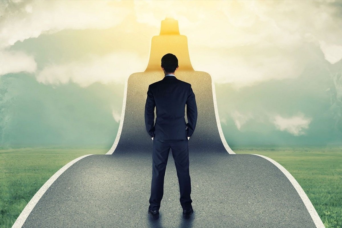 Unlocking Opportunities: The 7 Best Reasons to Choose a Career in Real Estate